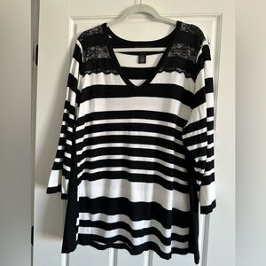 Women’s plus size 26W/28W Lane Bryant Striped sweater with Lace Accent